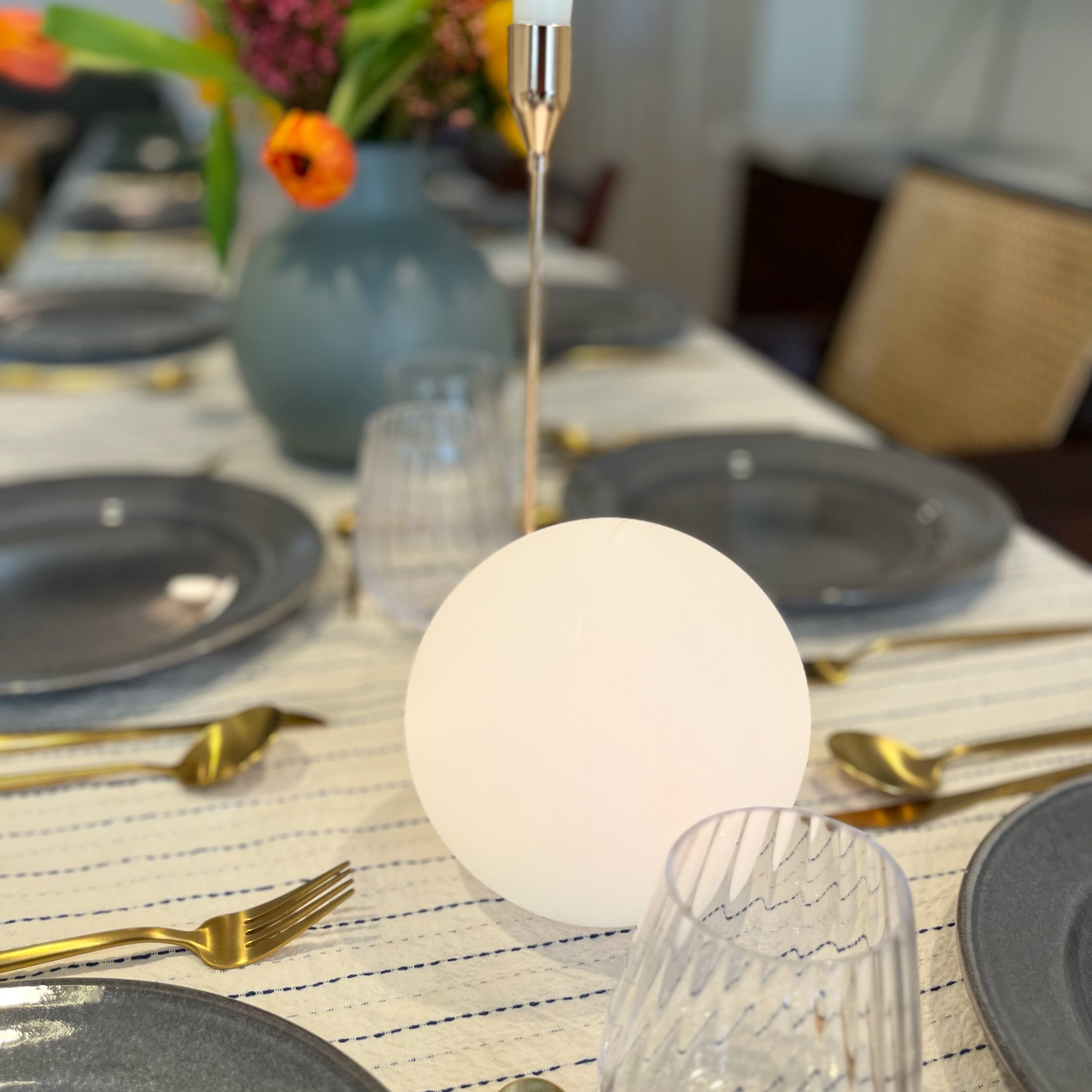 Lunavo – Trådløs LED-måne bordlampe med batteri 16 farver – Indendørs & Udendørs