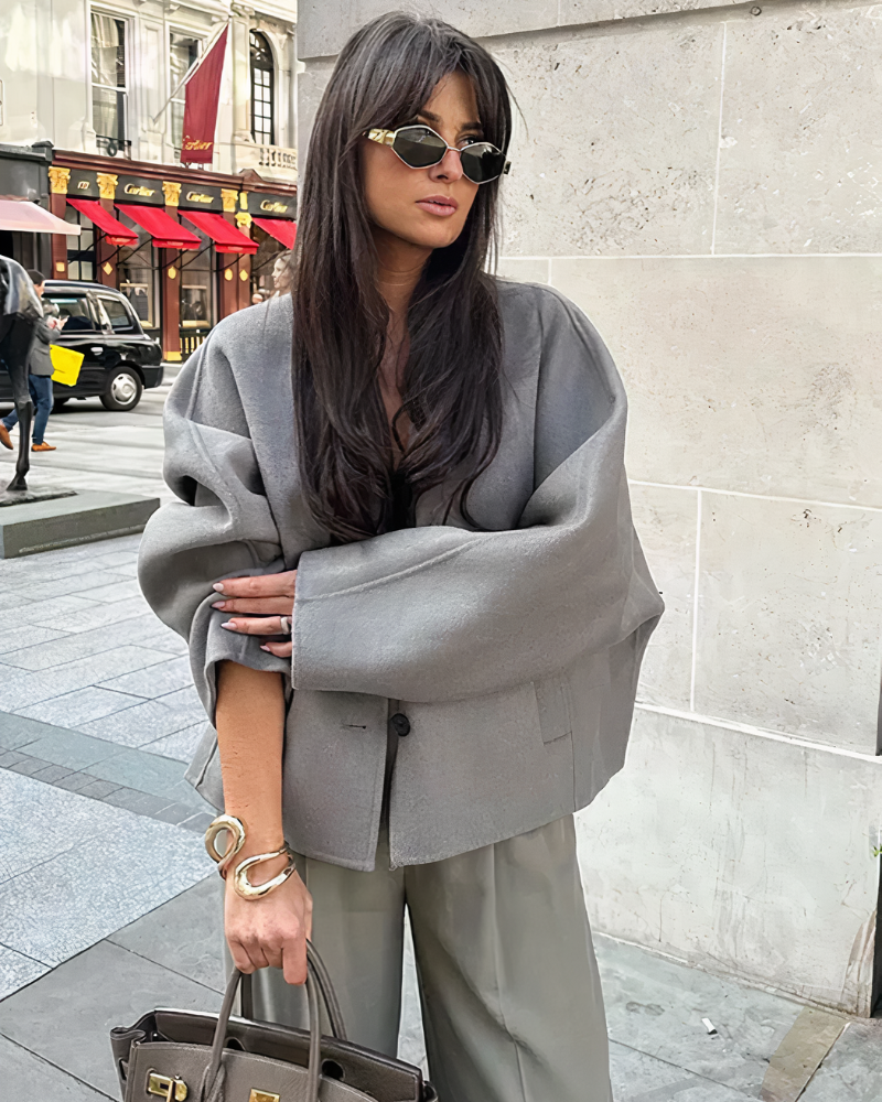 Udilia Jacket | Trendige übergroße Kurzjacke mit Verschluss