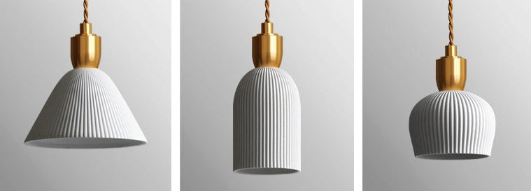 Lunare – Plisseret pendel lampe keramik & messing i 3 former