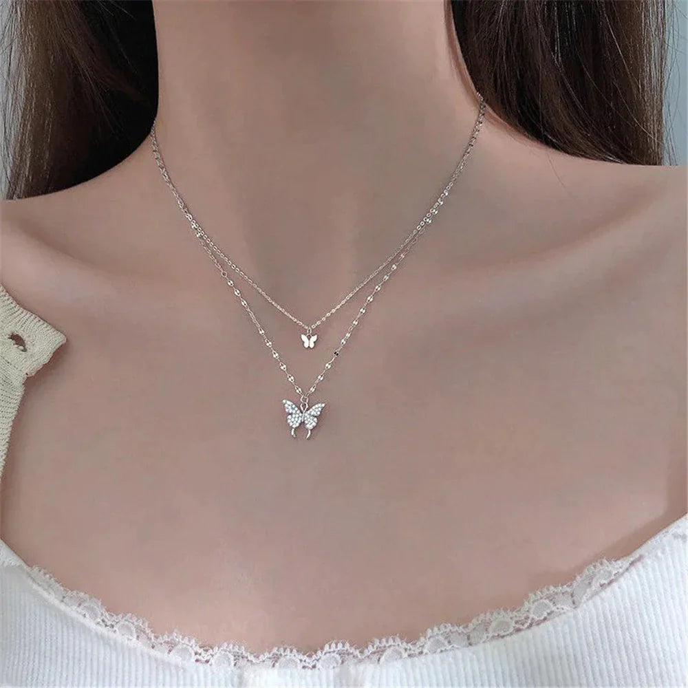 Mehrschichtiges Silberhalskettenset mit Zirkon-Schmetterling