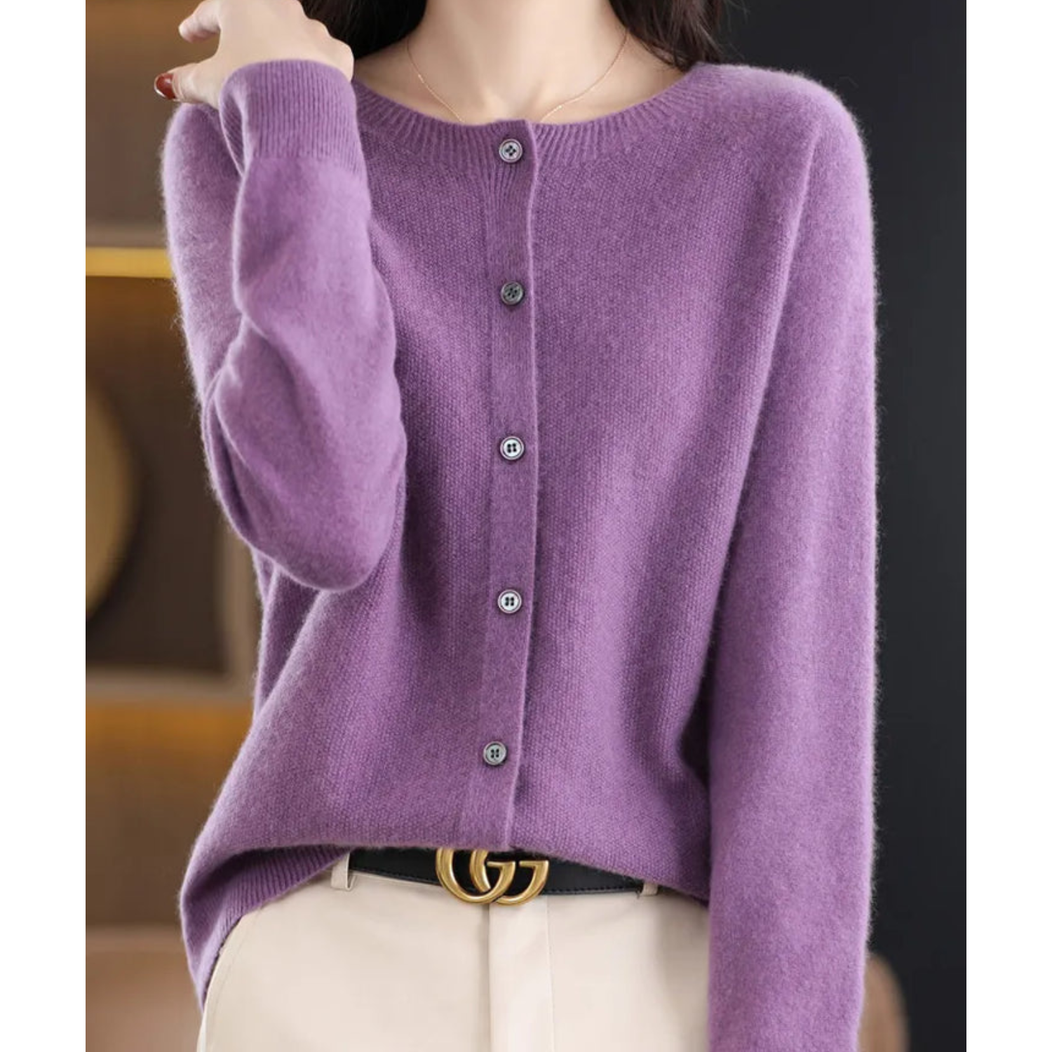 Damen Strickjacke aus Merinowolle – Fein, Klassisch & Hochwertig