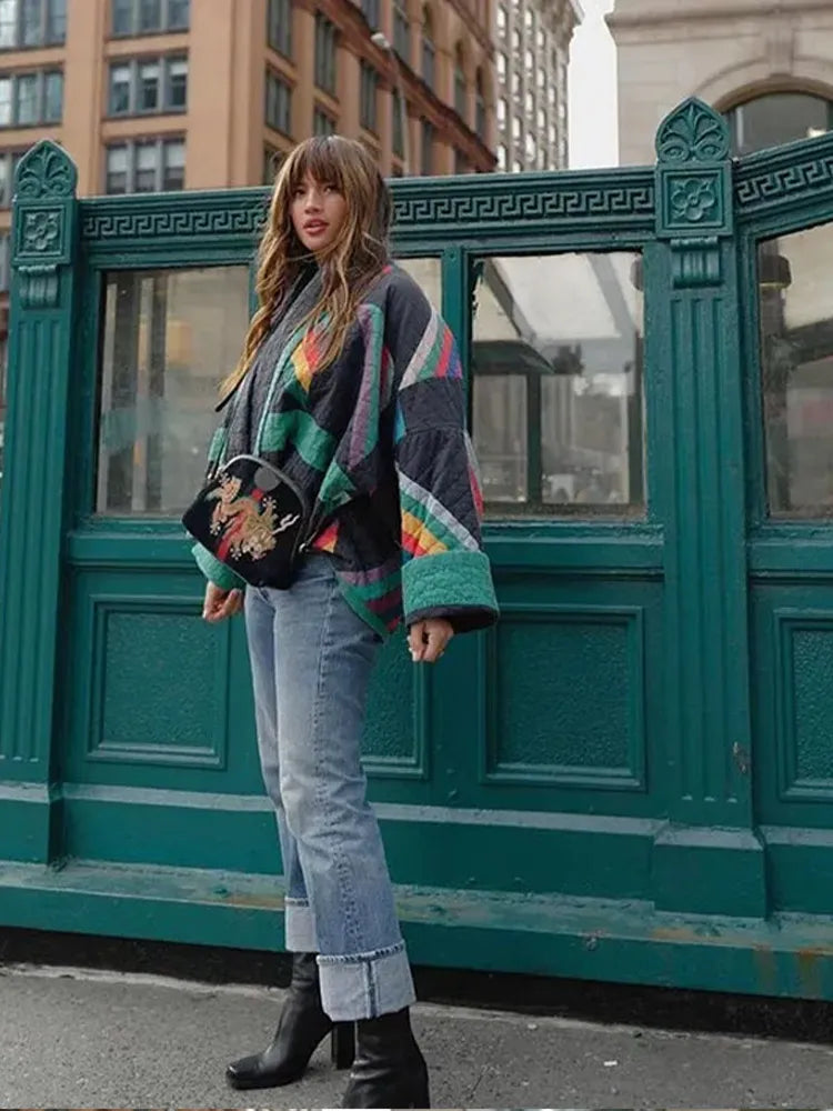 Eva - Gestreifte Steppjacke für Wärme und Stil