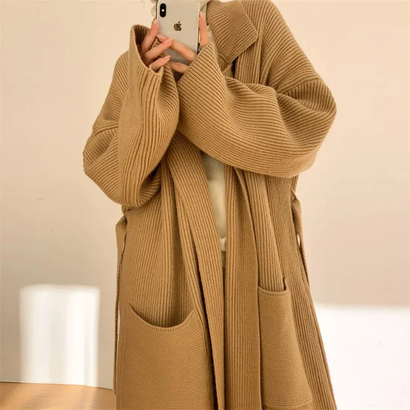 Eleganter Strickmantel für Frauen - Tirzah
