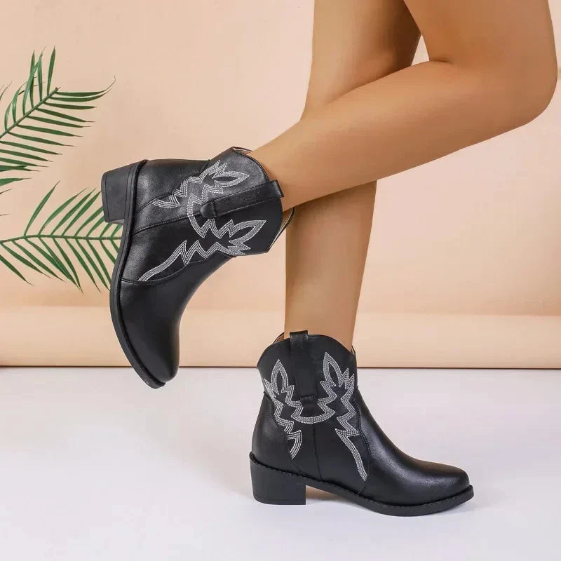 Rutschfeste Cowboystiefel mit niedrigem Absatz für Frauen - Safira