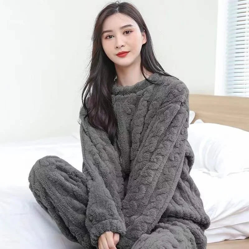 Kuschelig weiches Pyjama-Set für Frauen - Wendy