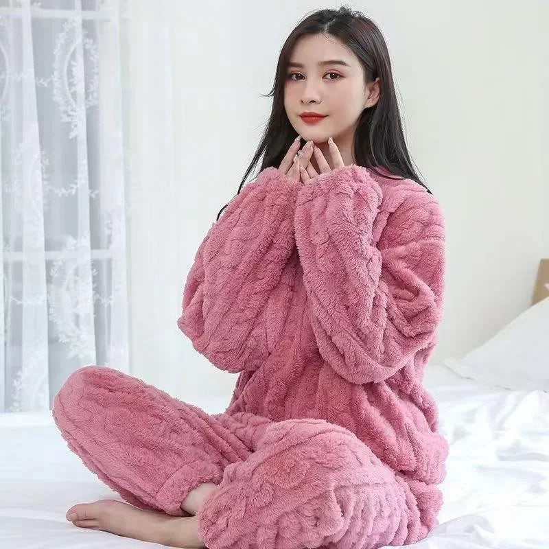Kuschelig weiches Pyjama-Set für Frauen - Wendy