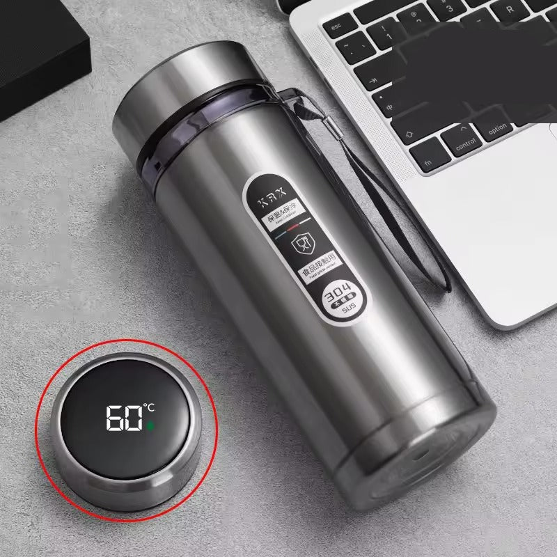 Smarte Thermoskanne mit Temperaturanzeige | Modern und auslaufsicher