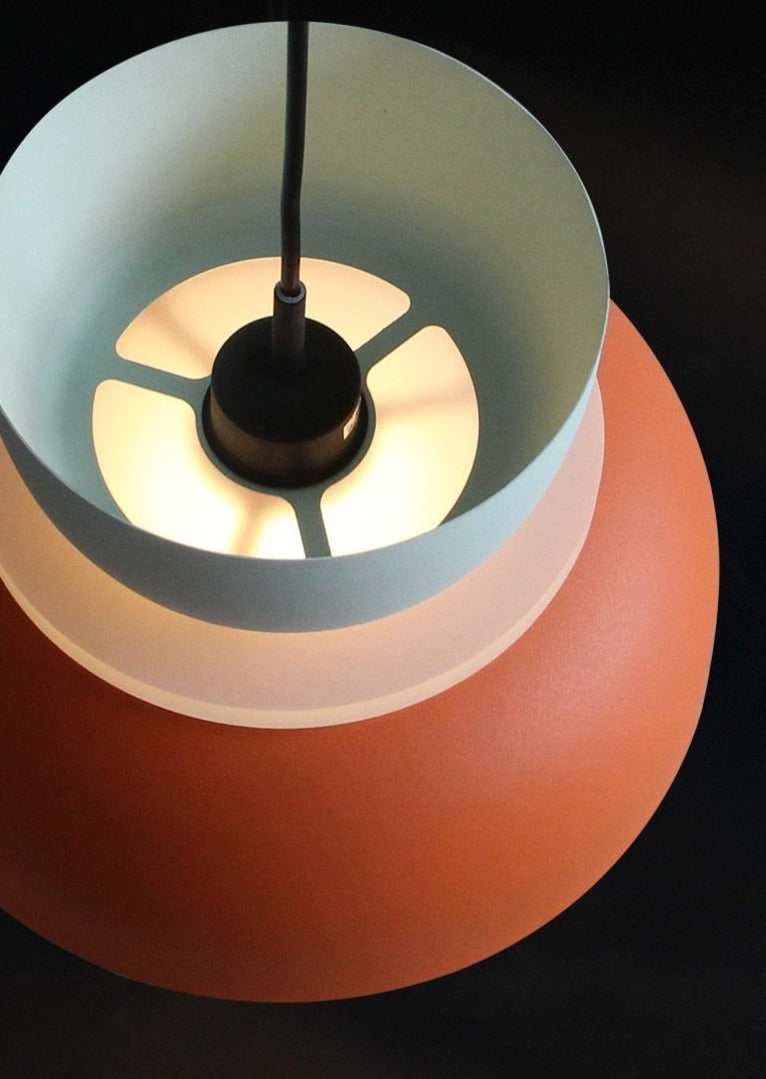Lumora – Saturn Halo LED-pendellampe med akrylskive, farverig