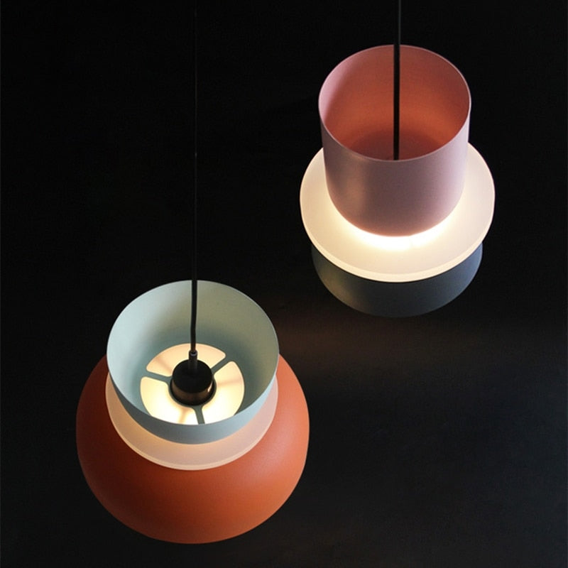 Lumora – Saturn Halo LED-pendellampe med akrylskive, farverig