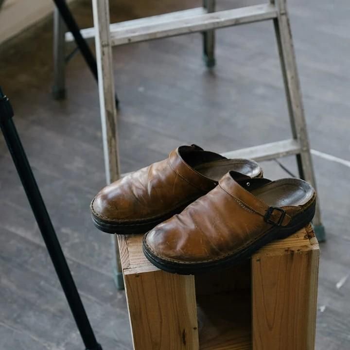 Elegante Unisex-Lederpantoffeln mit Komfortsohle für Alltag & Zuhause