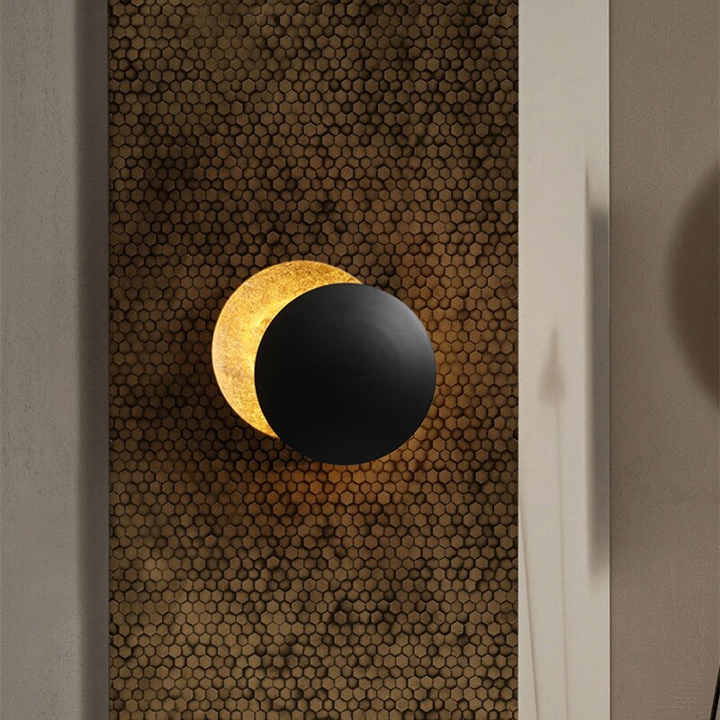 EclipseLamp - Wandleuchte mit Solar Eclipse Design