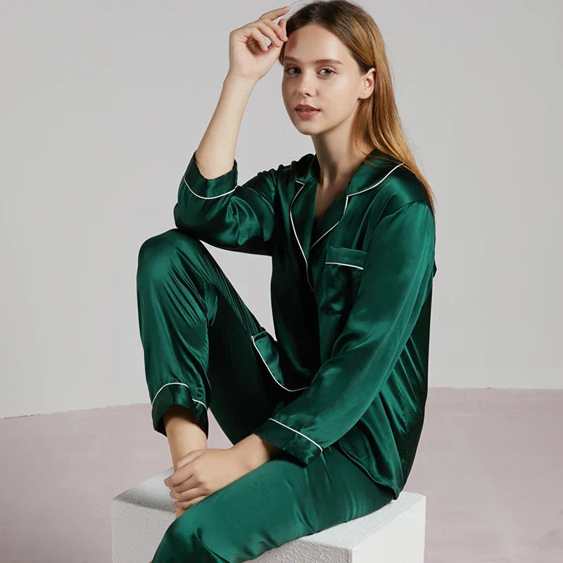 Luxuriöses Pyjama-Set aus Seide für Frauen - Velda