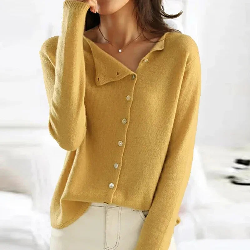 Modischer Pullover mit trendiger Knopfleiste - Herana