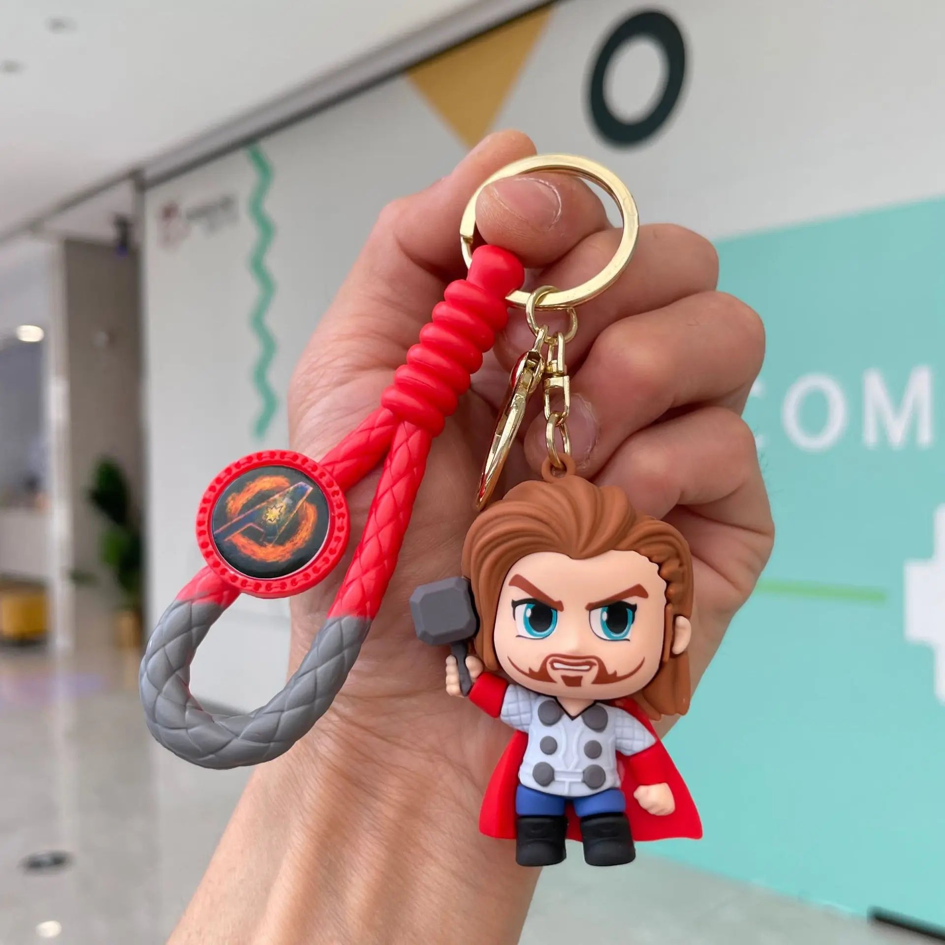 HeroVibe – Superhelden Muskelkostüm für Kinder mit Schild – Rot & Blau Karneval-Outfit
