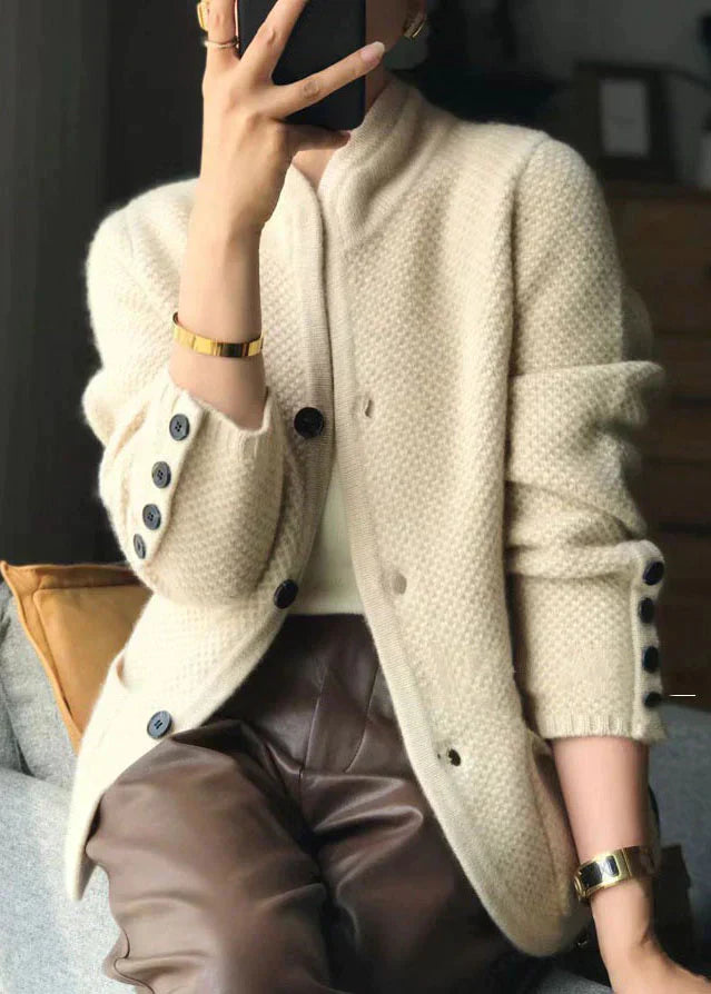Modische und warme Strickjacke für Frauen - Halila
