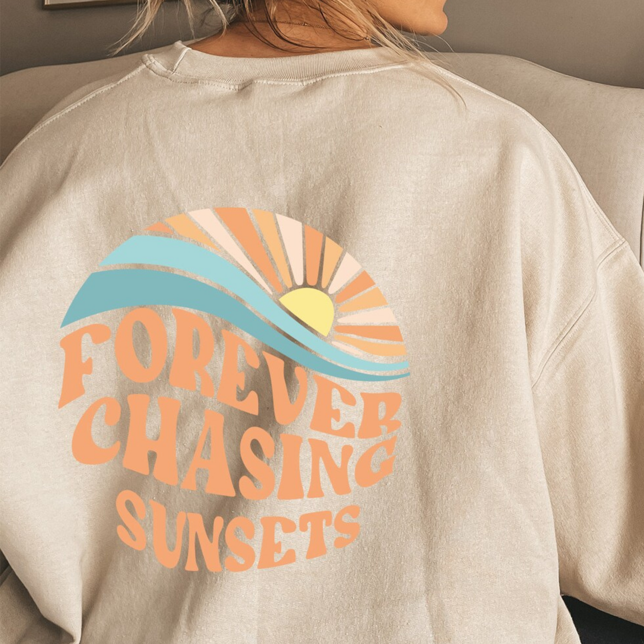 Devako Kira Crewneck - Toujours à la chasse aux couchers de soleil