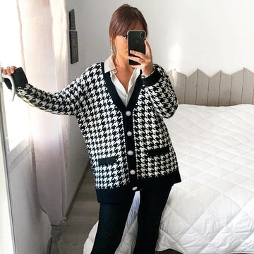Hahnentritt-Strickjacke mit farblich abgesetztem Saum - Samiya