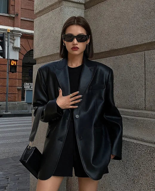Trendiger PU-Lederblazer mit lockerer Passform - Yakira