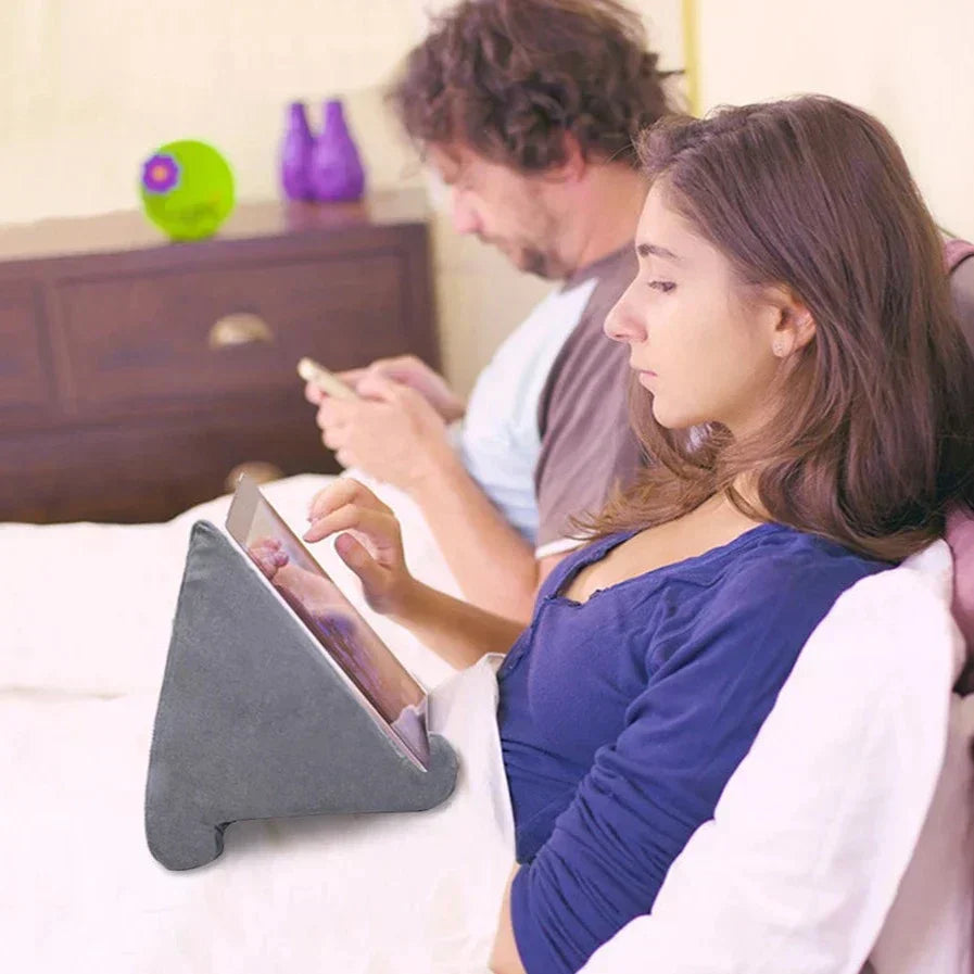 CushyTab – Komfortabel holder til tablet og e-læser op til 12 tommer