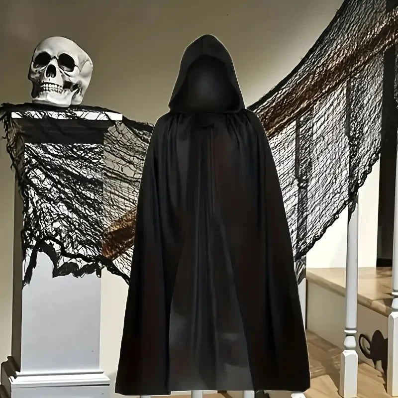 ShadowWear – Schwarzer Unisex Halloween-Umhang mit Kapuze – Langer Weicher Überwurf