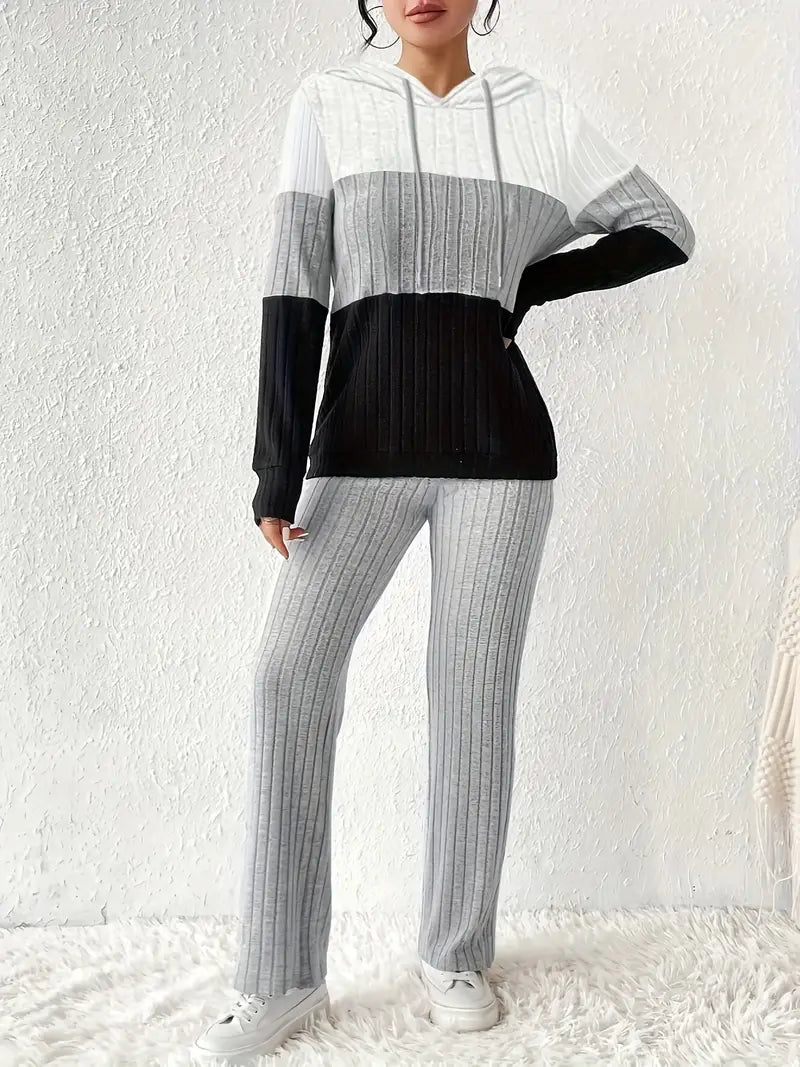Damen-Kapuzenpullover und Hosen-Set - Quinci