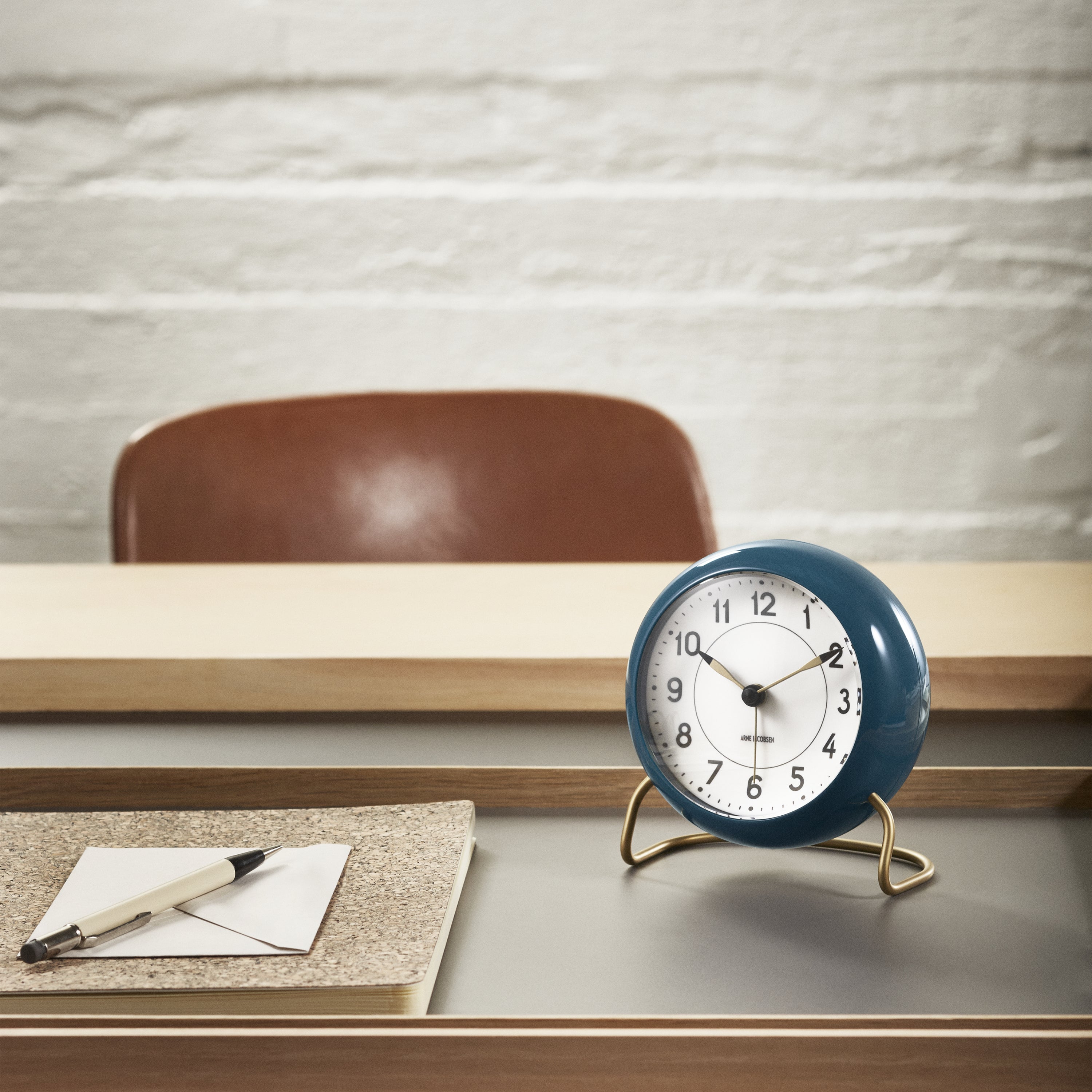 Arvena – Station bordur med alarm og lyssensor, moderne