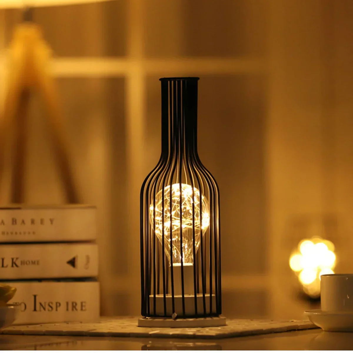 EleganceGlow Luxury Table Lamp - Verstellbare Tischleuchte für stilvolle Beleuchtung
