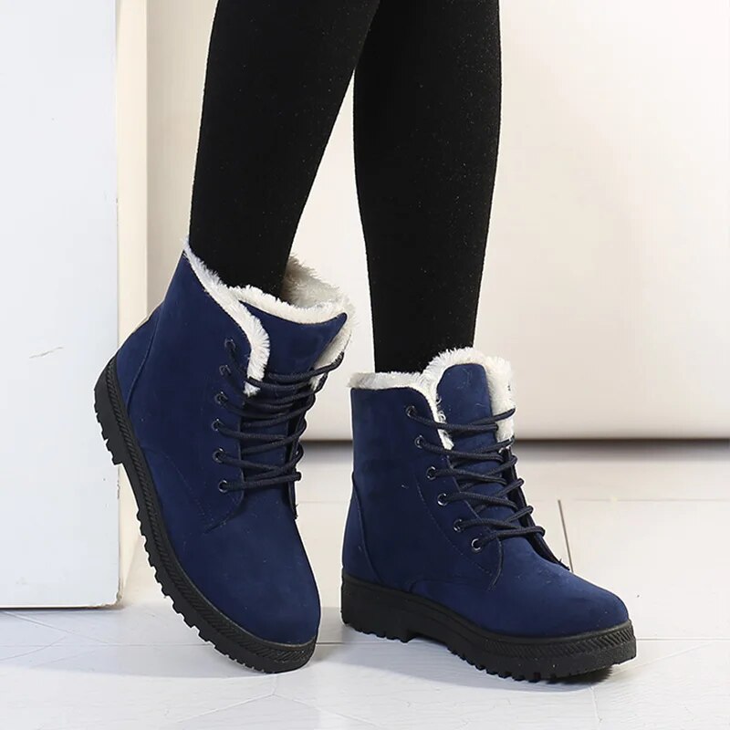 Rutschfeste Schneestiefel mit Schnürsenkeln - Mikina