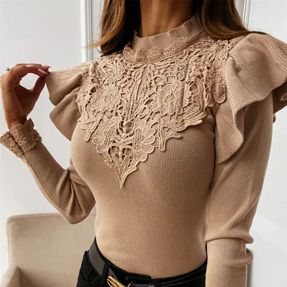 Pullover mit Rüschen und Spitzenbesatz - Canela