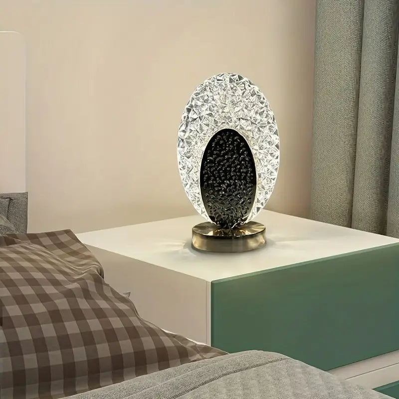 PeacockLuxe Modern & Luxuriös Pfau Tischlampe - Einstellbare Beleuchtung & Design