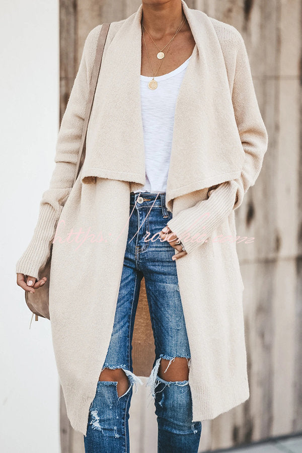 Wendi Cardigan - Elegant strikket cardigan med krave til kvinder
