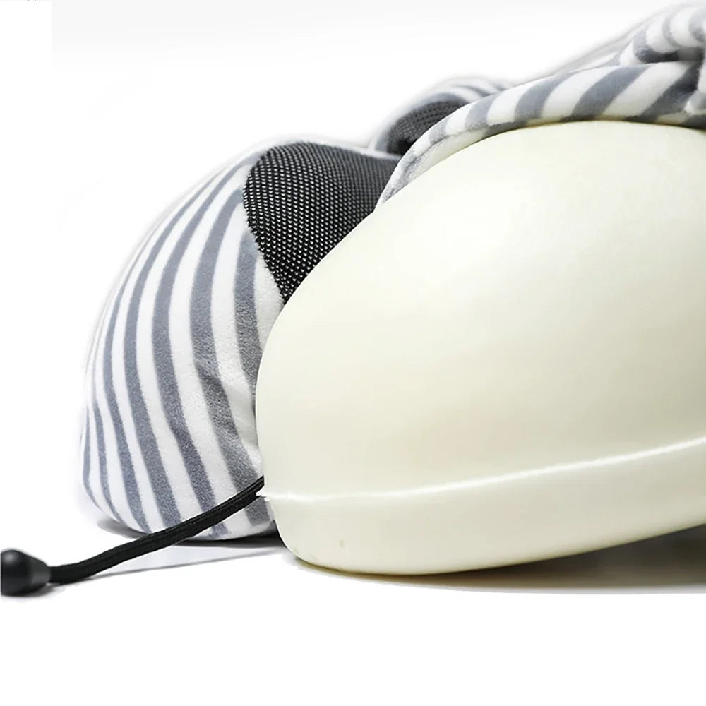 Komfort Nackenkissen – Ergonomische Unterstützung für Reisen