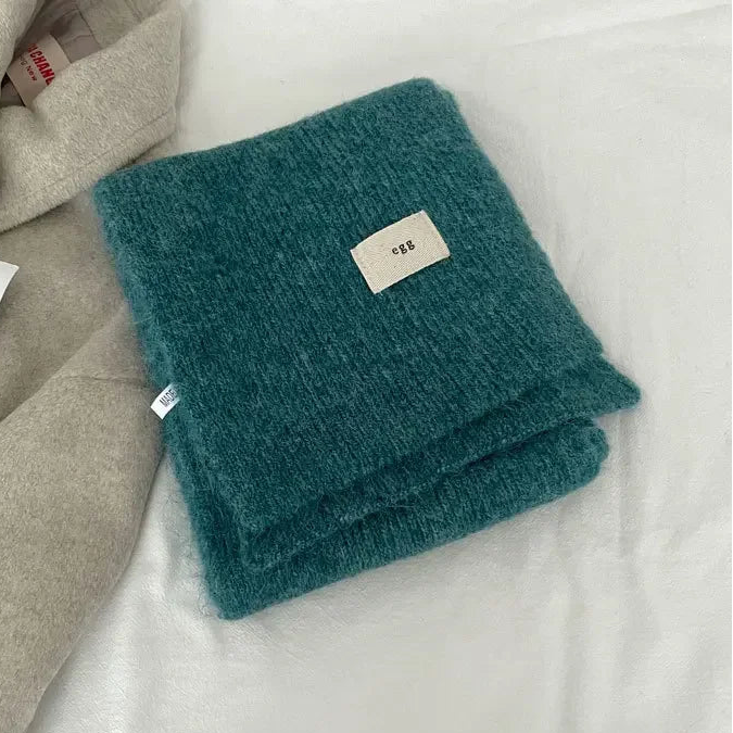 Cozy cashmere scarves for winter | Warmth and style for cold days