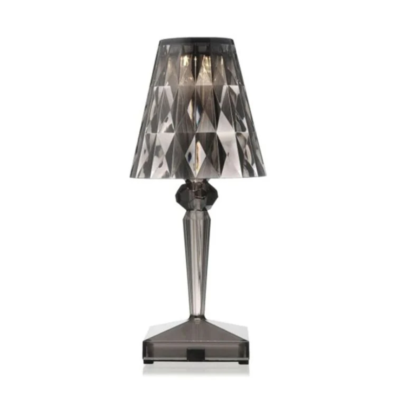 LumiÉclat – Krystal bordlampe moderne – Elegant design & varmt lys