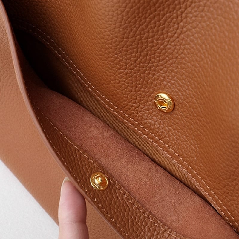 Anna crossbody taška – stylová všestrannost s velkou kapacitou