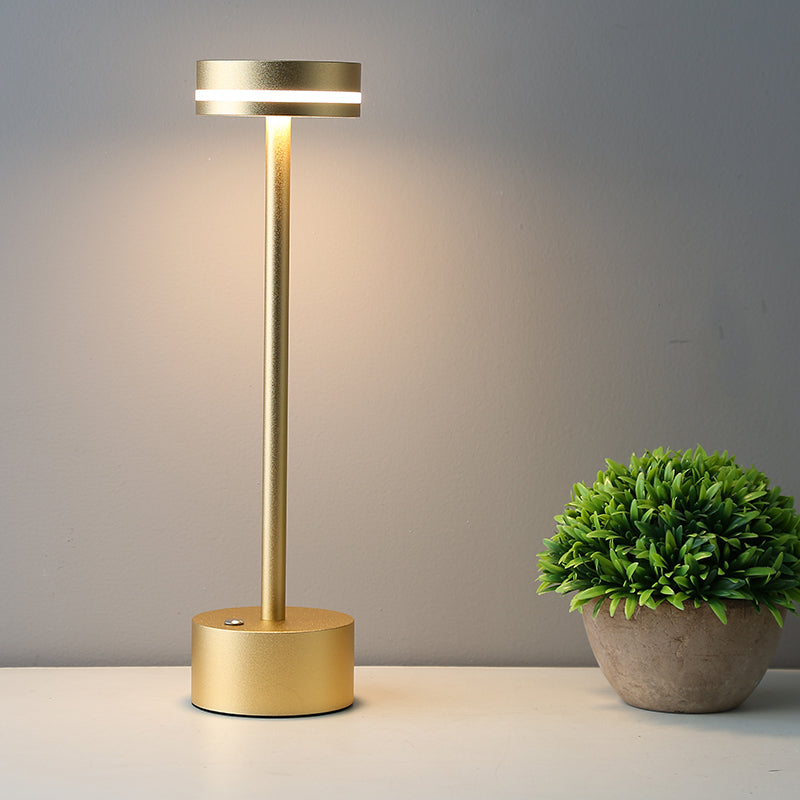 Devako LuxeLight | Kabellose Tischleuchte - Beleuchten Sie Ihren Raum mit Raffinesse