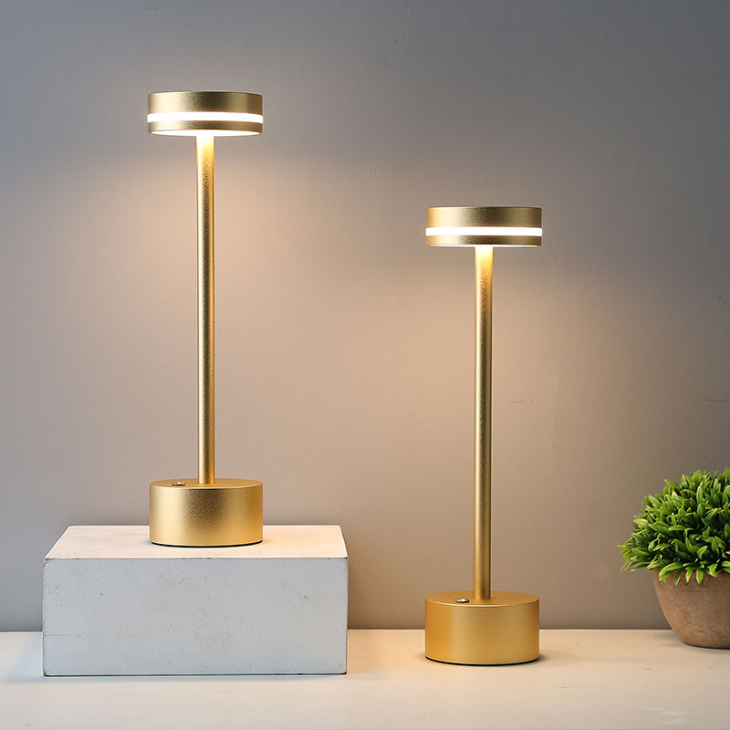 Devako LuxeLight | Kabellose Tischleuchte - Beleuchten Sie Ihren Raum mit Raffinesse