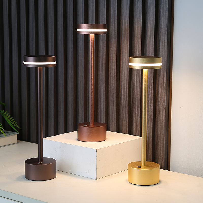 Devako LuxeLight | Kabellose Tischleuchte - Beleuchten Sie Ihren Raum mit Raffinesse