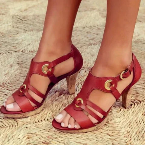 Sandalen mit Retro-Absatz - Brynlee