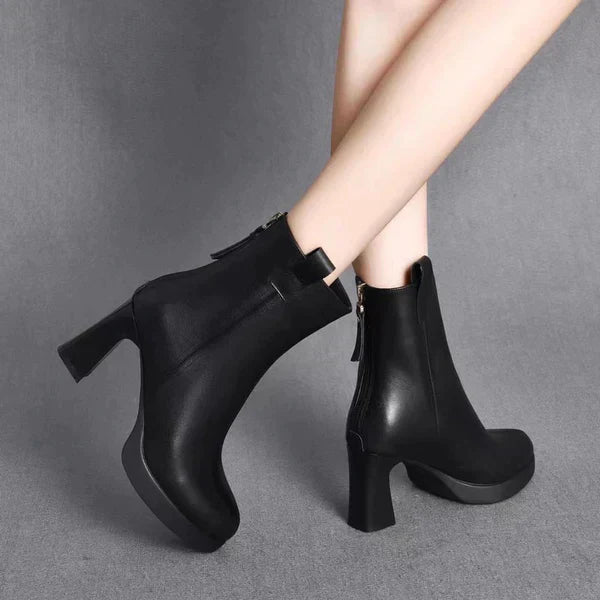 Antonia | Elegante Stiefel mit hohem Absatz und spitzer Kappe