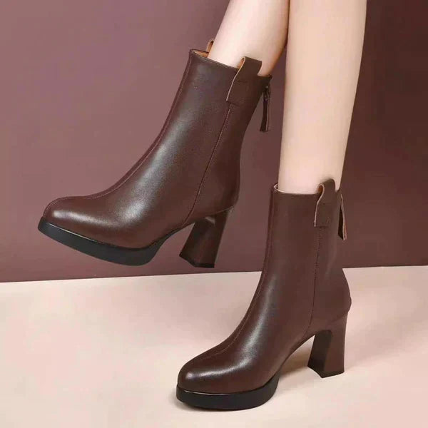 Antonia | Elegante Stiefel mit hohem Absatz und spitzer Kappe