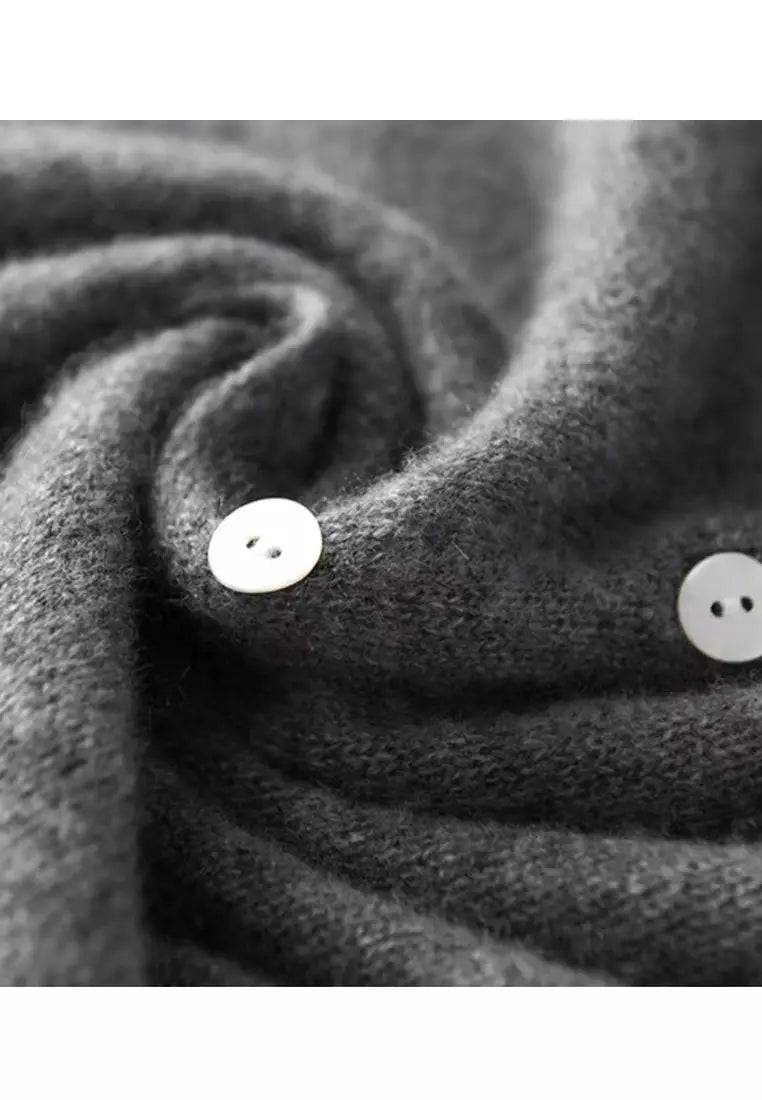 Modischer Pullover mit trendiger Knopfleiste - Herana