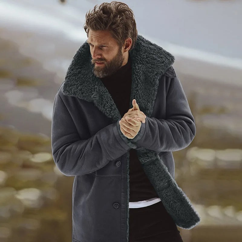 Warmer Herrenmantel mit Pelzkragen - Holie