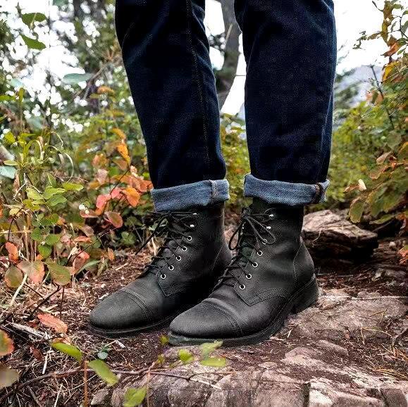 Sven – Herren Schnürstiefel im Retro-Stil mit modernem Komfort