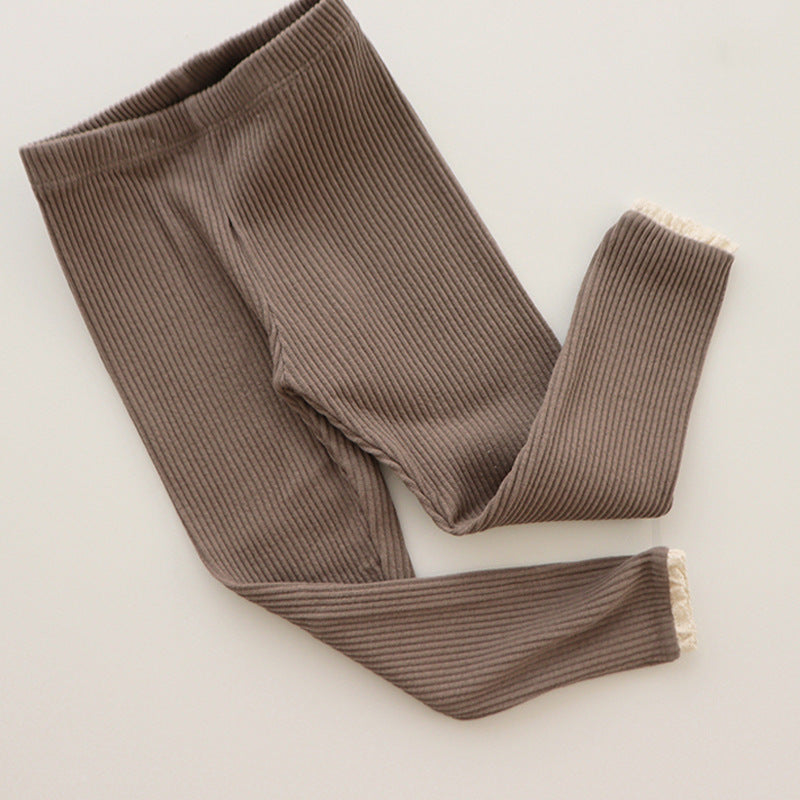 Ribstrikkede babyleggings med blonder til piger