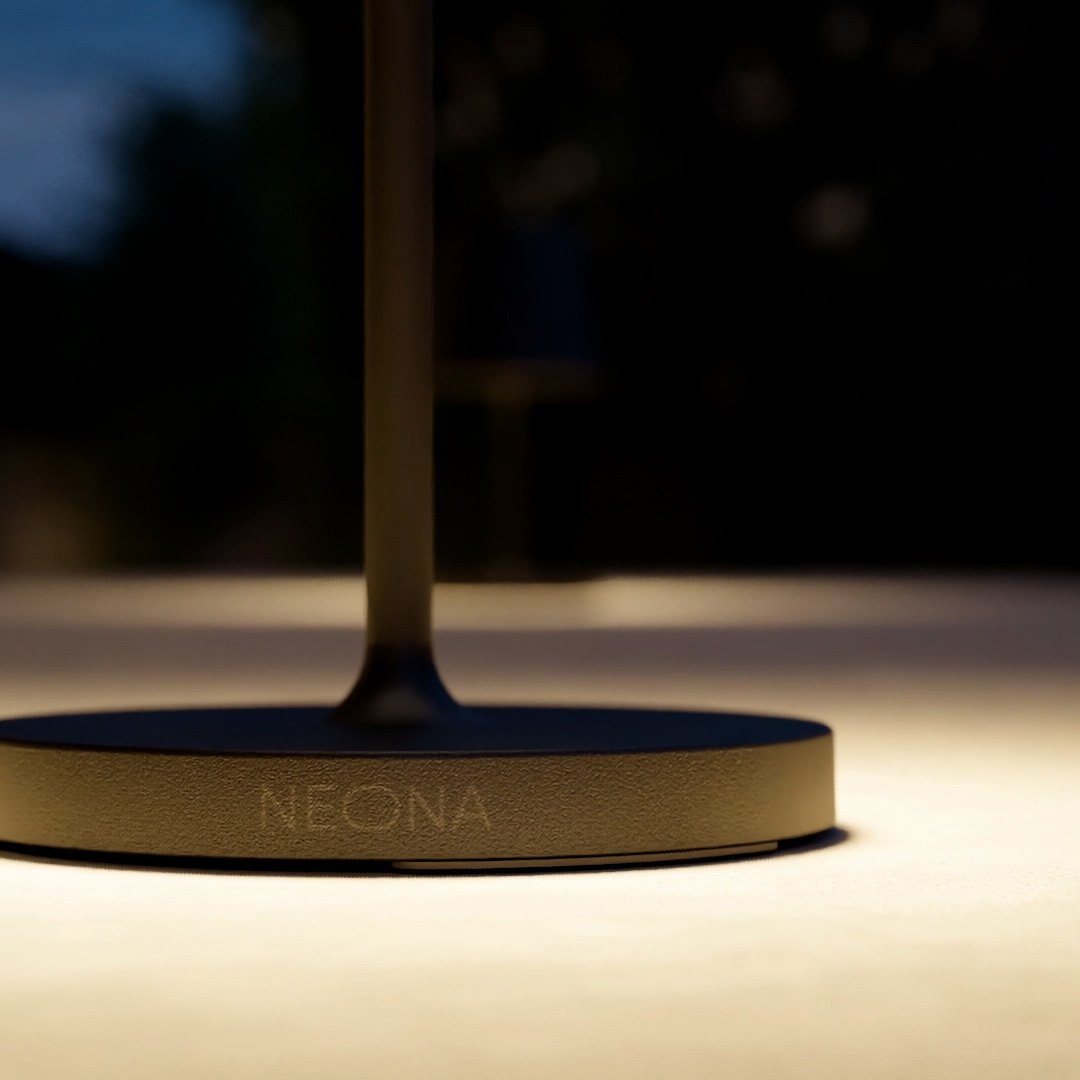 Luma - Elegante LED-Tischleuchte
